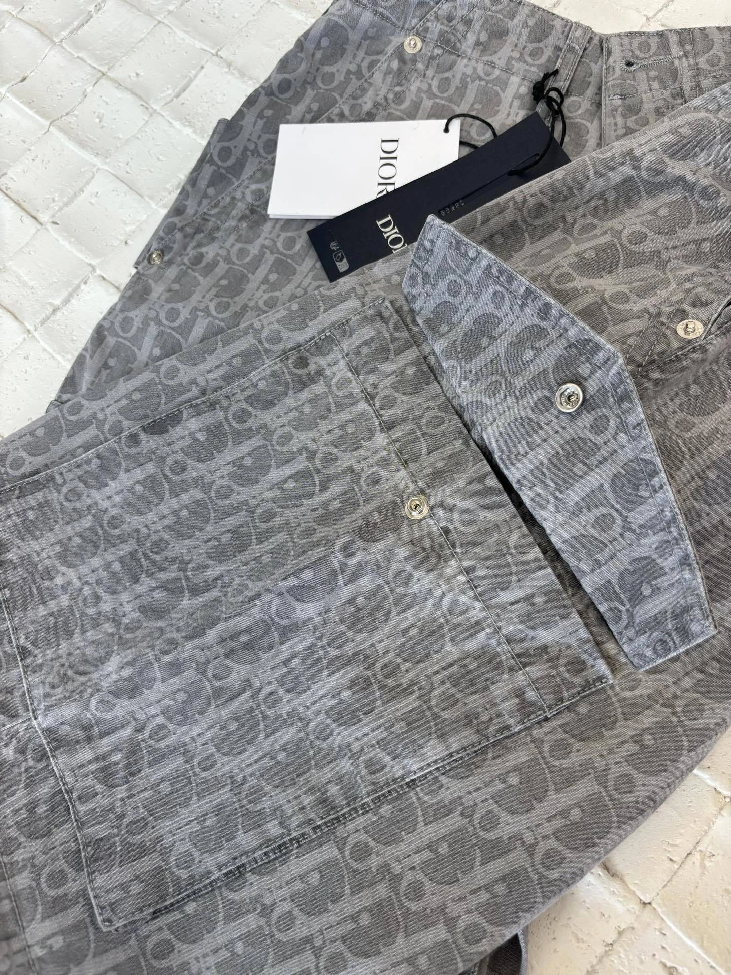 wg.luxury- 4ior item:E-F363F1110